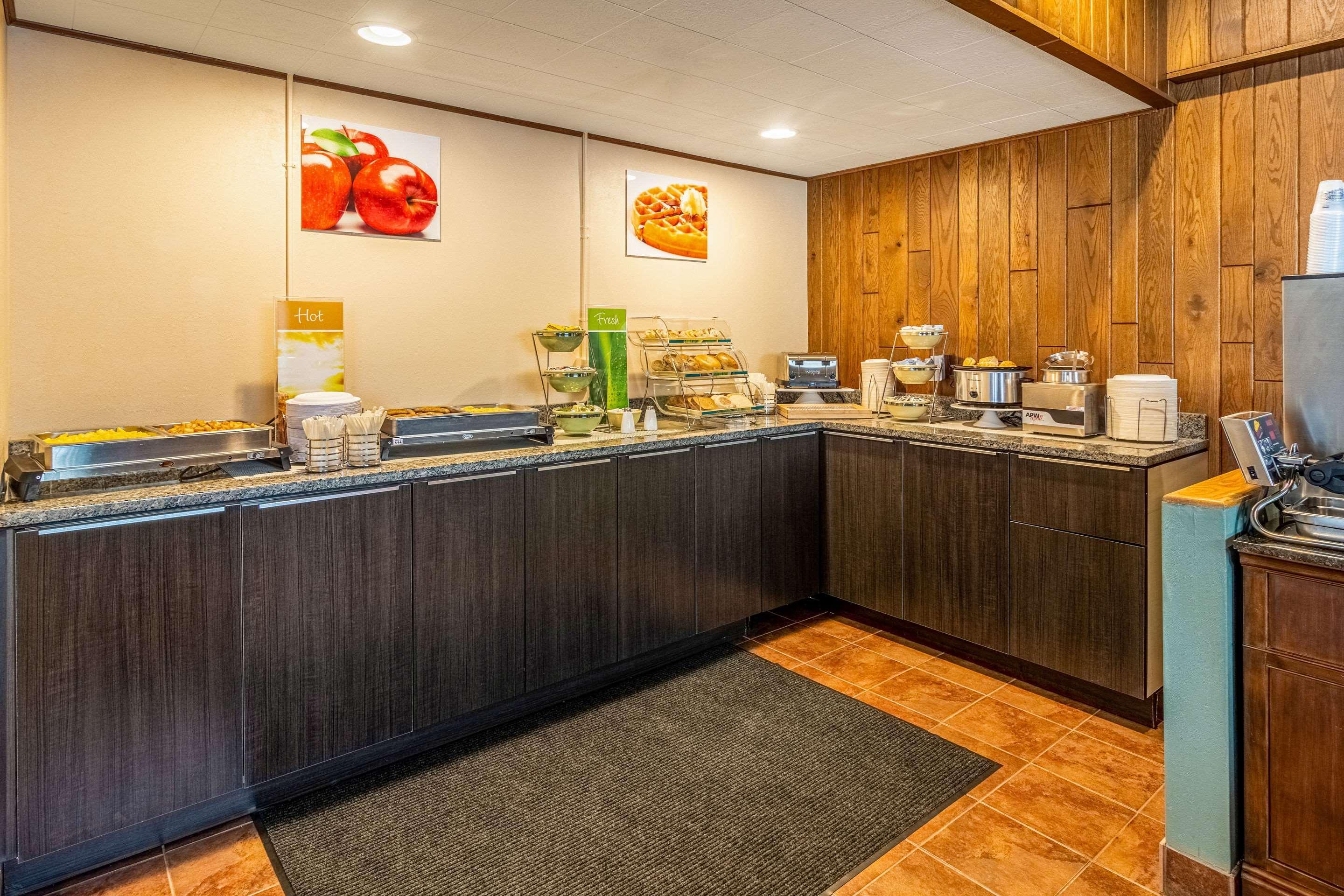 Quality Inn & Suites Virginia Luaran gambar