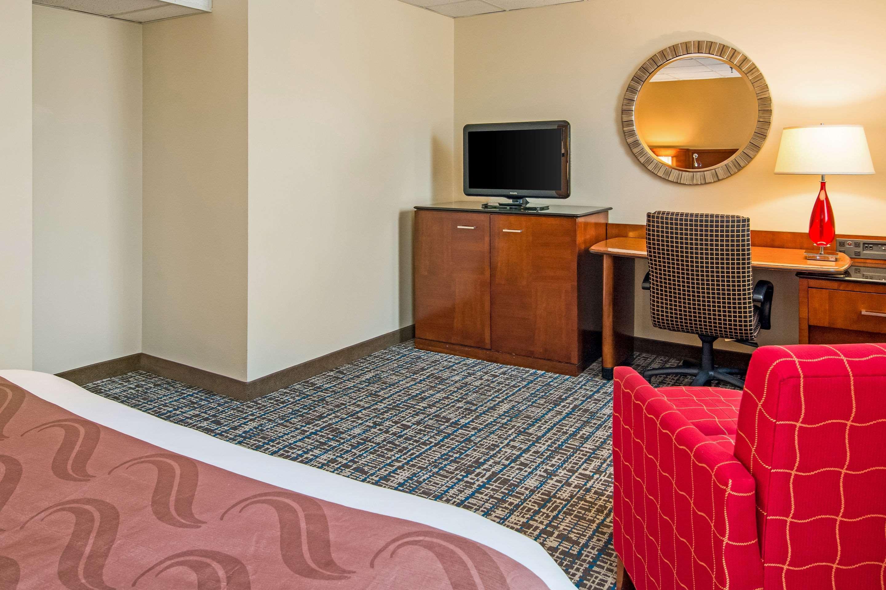 Quality Inn & Suites Virginia Luaran gambar